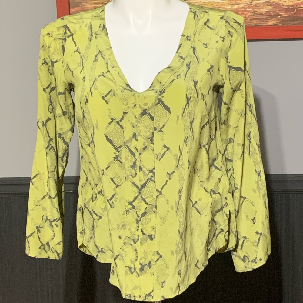 Matty M Blouse SZ-M
